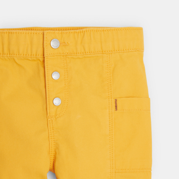 بنطال أصفر من نسيج جلد الخوخ للأولاد الصغار